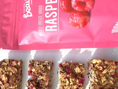 Little Beauties Raspberry Granola Bars - Bin Inn Wholefoods Market